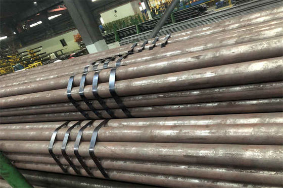 Pipe en acier sans soudure ASTM A106 destinée au traitement de la découpe dans le port de Tianjin