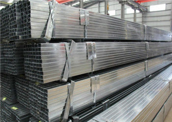 Sections en acier creux en aluminium galvanisées ou peintes pour la construction