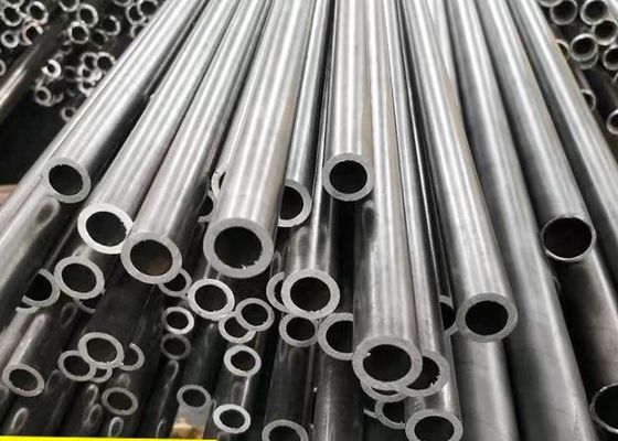Tubes d'acier en alliage OEM personnalisées avec traitement de surface de brillance / décapage acide