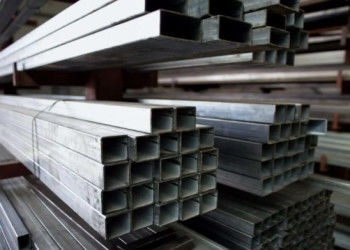 Les sections creuses d'acier galvanisé JIS Standard Finition de construction sans soudure