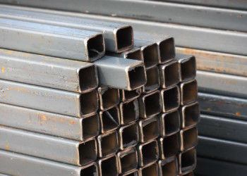 Séquences creuses en acier d'aluminium certifiées SGS Longueur de 1 à 12 m pour les structures lourdes