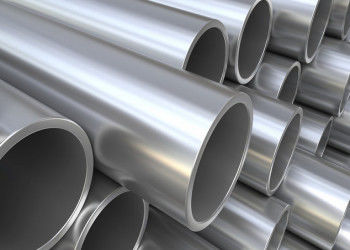 Service de traitement de soudage de tubes en acier inoxydable