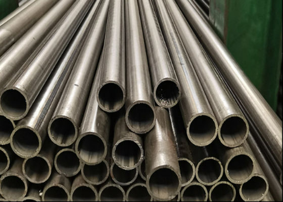 Résistance de tuyaux en acier soudés à l' ERW Plain / Beveled / Threaded / Grooved Ends Lenth 1-24M