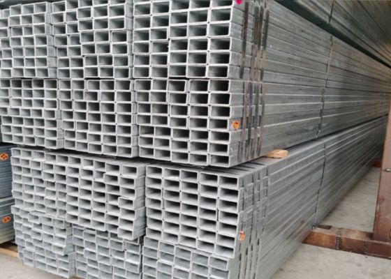 Profilés creux en acier épaisseur 0,5-50mm ASTM A500 pour tubes de construction