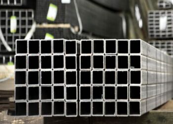 Sections creuses en acier laminé à chaud d'une épaisseur de 0,5 mm à 25 mm et de qualité Q195 à Q235 pour les structures tubulaires en acier