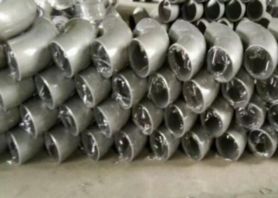 Les raccords de tuyaux en acier inoxydable forgé OEM avec une résistance élevée à la corrosion et la norme ASME B 16.9 dans une plage de taille de 1/2 pouce à 24 pouces