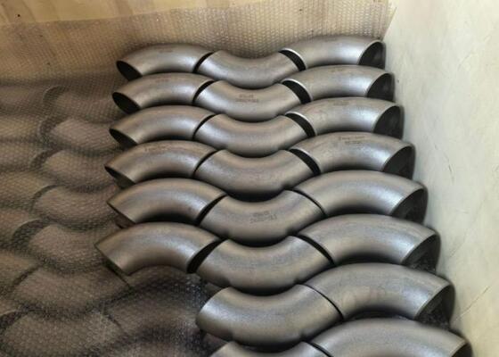 Les raccords de tuyaux en acier inoxydable forgé OEM avec une résistance élevée à la corrosion et la norme ASME B 16.9 dans une plage de taille de 1/2 pouce à 24 pouces