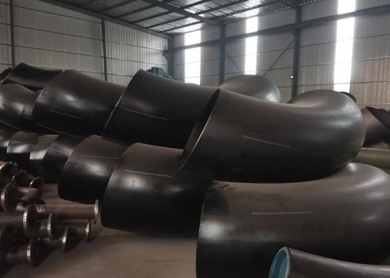 raccords de tuyaux en acier de qualité WPB avec connexion de soudage par soudage par bout et haute résistance à la corrosion