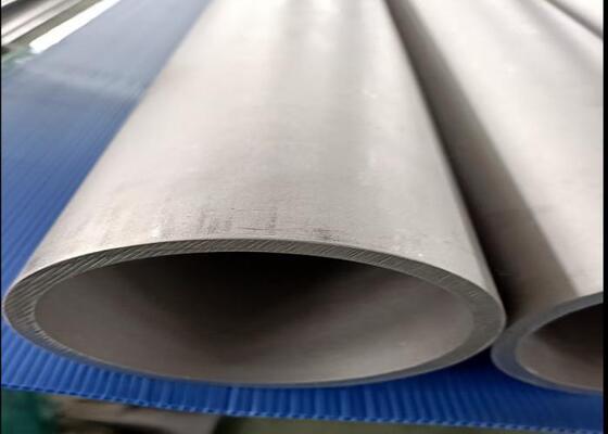 Pipe en acier sans soudure avec une épaisseur de paroi de 2 mm à 60 mm et une longueur personnalisée de 1 à 12 m pour les applications à haute pression